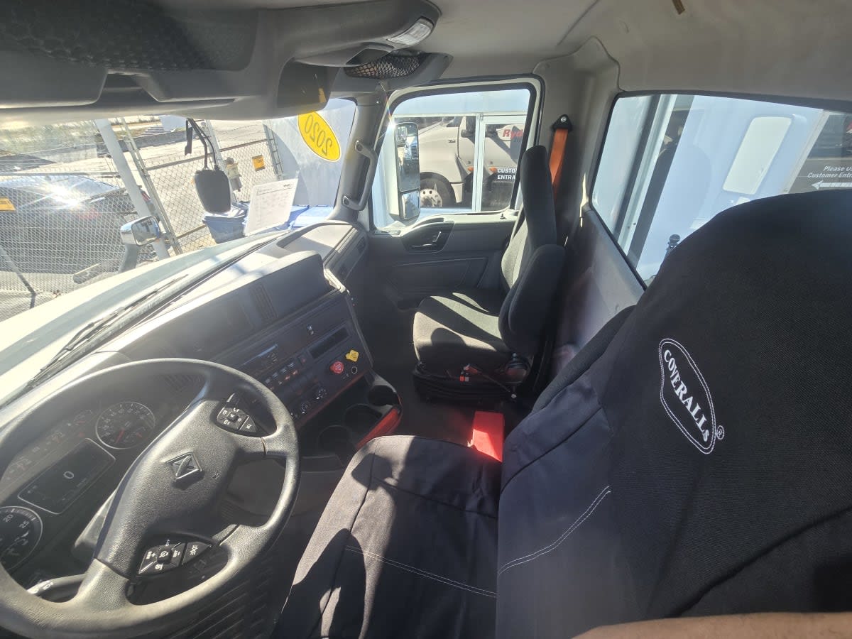 2020 International - image 7