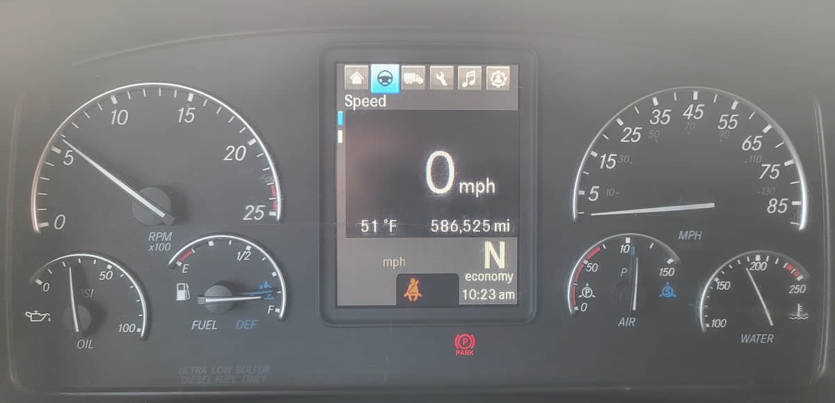 2020 Freightliner Cascadia in Jacksonville, FL — photo 8