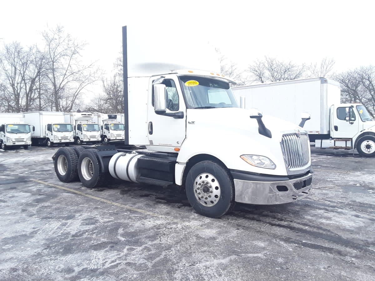 2020 Navistar International LT625 DAYCAB T/A 274624