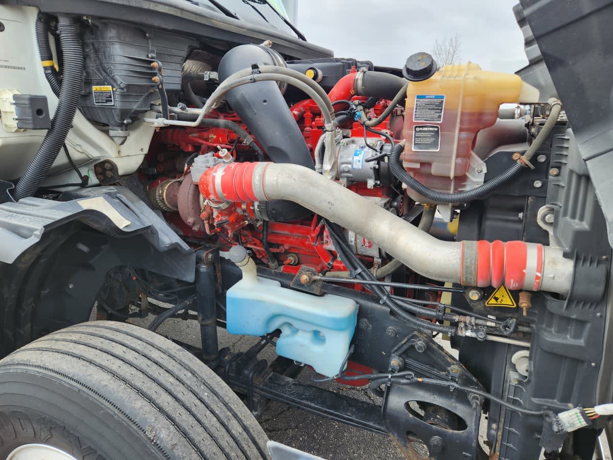 2020 Navistar International LT625 DAYCAB T/A 274631 2020 Navistar International LT625 DAYCAB T/A 274631