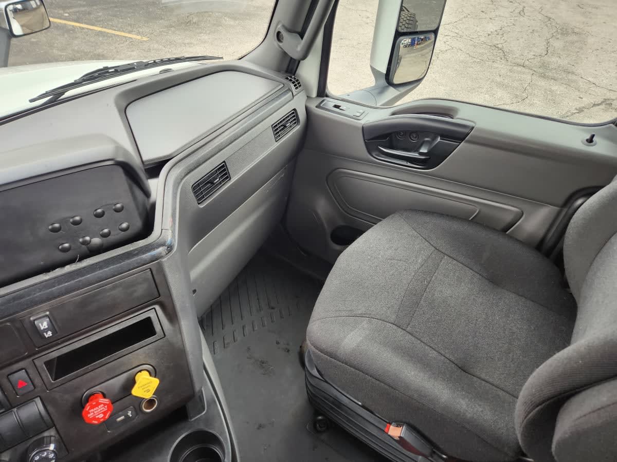 2020 Navistar International LT625 DAYCAB T/A 274632 2020 Navistar International LT625 DAYCAB T/A 274632