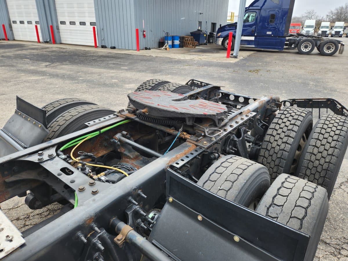 2020 Navistar International LT625 DAYCAB T/A 274632 2020 Navistar International LT625 DAYCAB T/A 274632