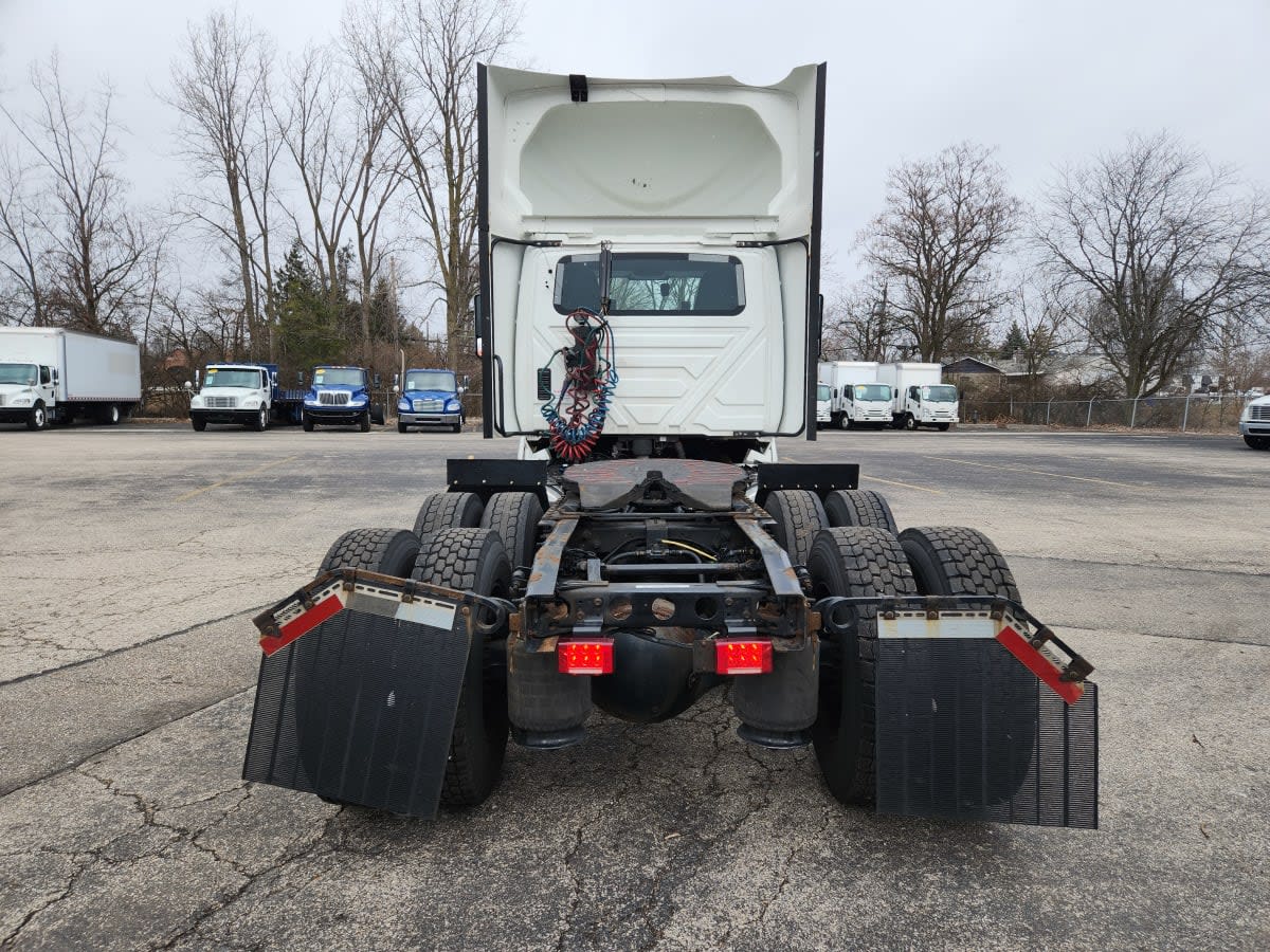 2020 Navistar International LT625 DAYCAB T/A 274632 2020 Navistar International LT625 DAYCAB T/A 274632