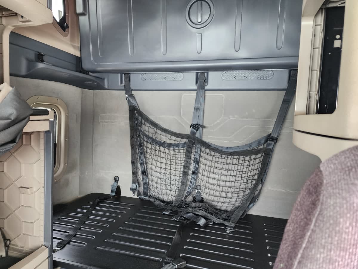 2020 Freightliner - image 8