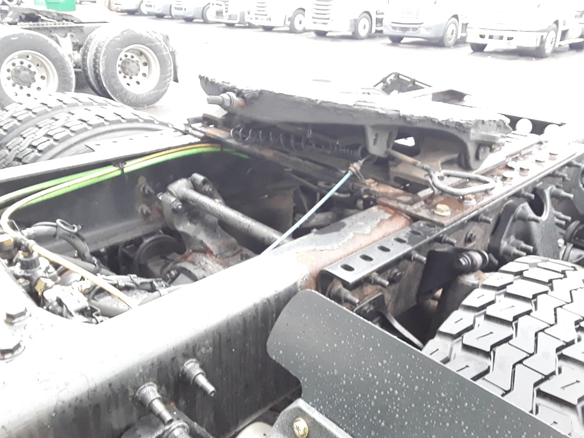 2020 Navistar International LT625 DAYCAB T/A 274681