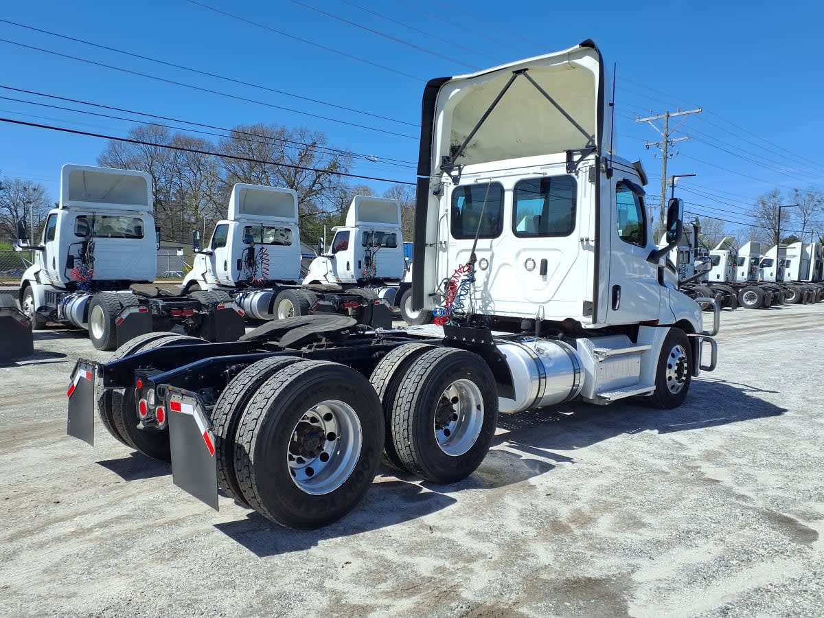 2020 Freightliner/Mercedes NEW CASCADIA PX12664 274791