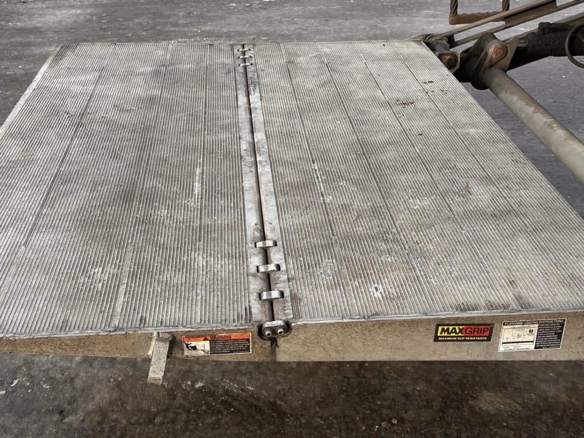 2020 Freightliner/Mercedes M2 106 274935