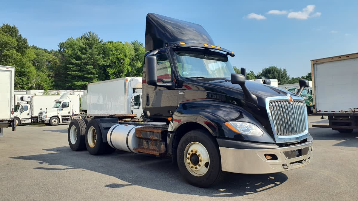 2020 International LT in Norwood, MA — photo 3
