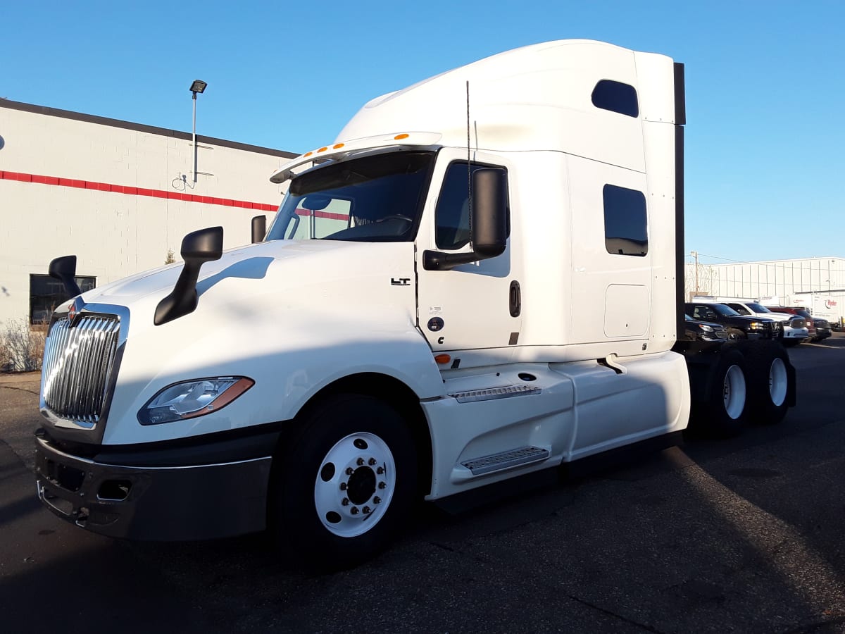 2020 Navistar International LT625 SLPR CAB 275108