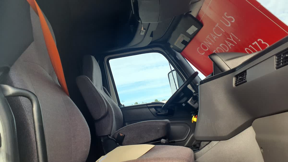 2020 Navistar International LT625 SLPR CAB 275196