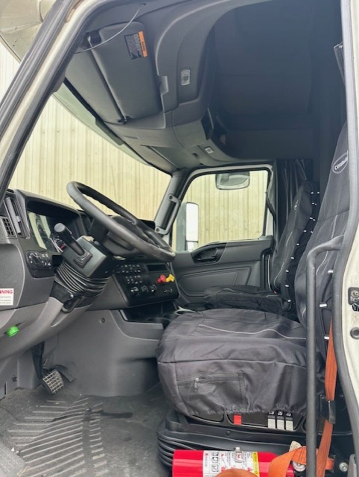 2020 Navistar International LT625 SLPR CAB 275200