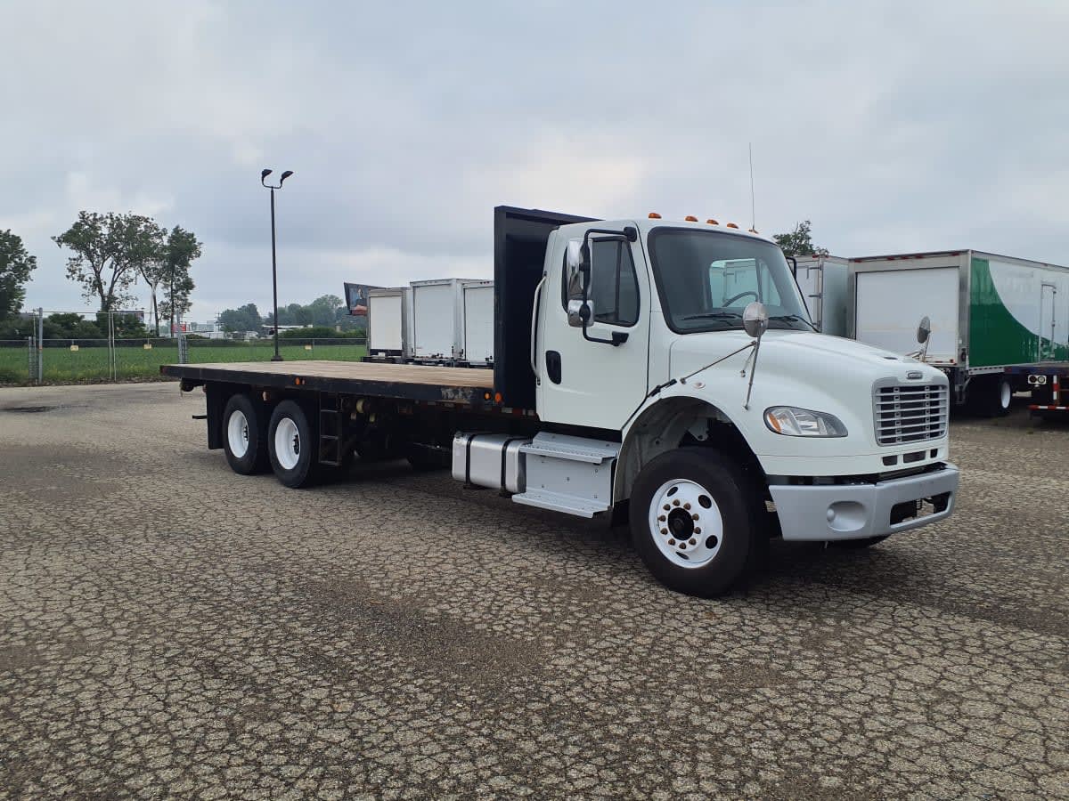 2020 Freightliner M2 106 in Wayland, MI — photo 3