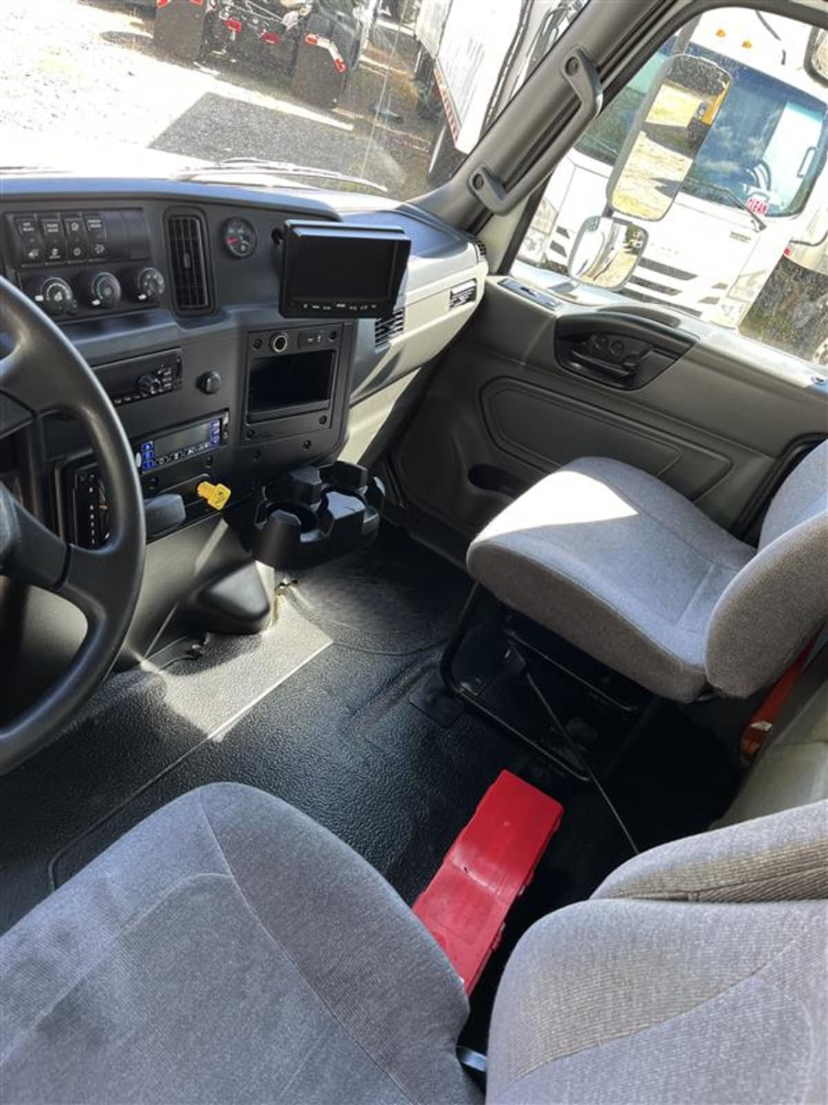 2020 Navistar International MV607 (4X2) 275314