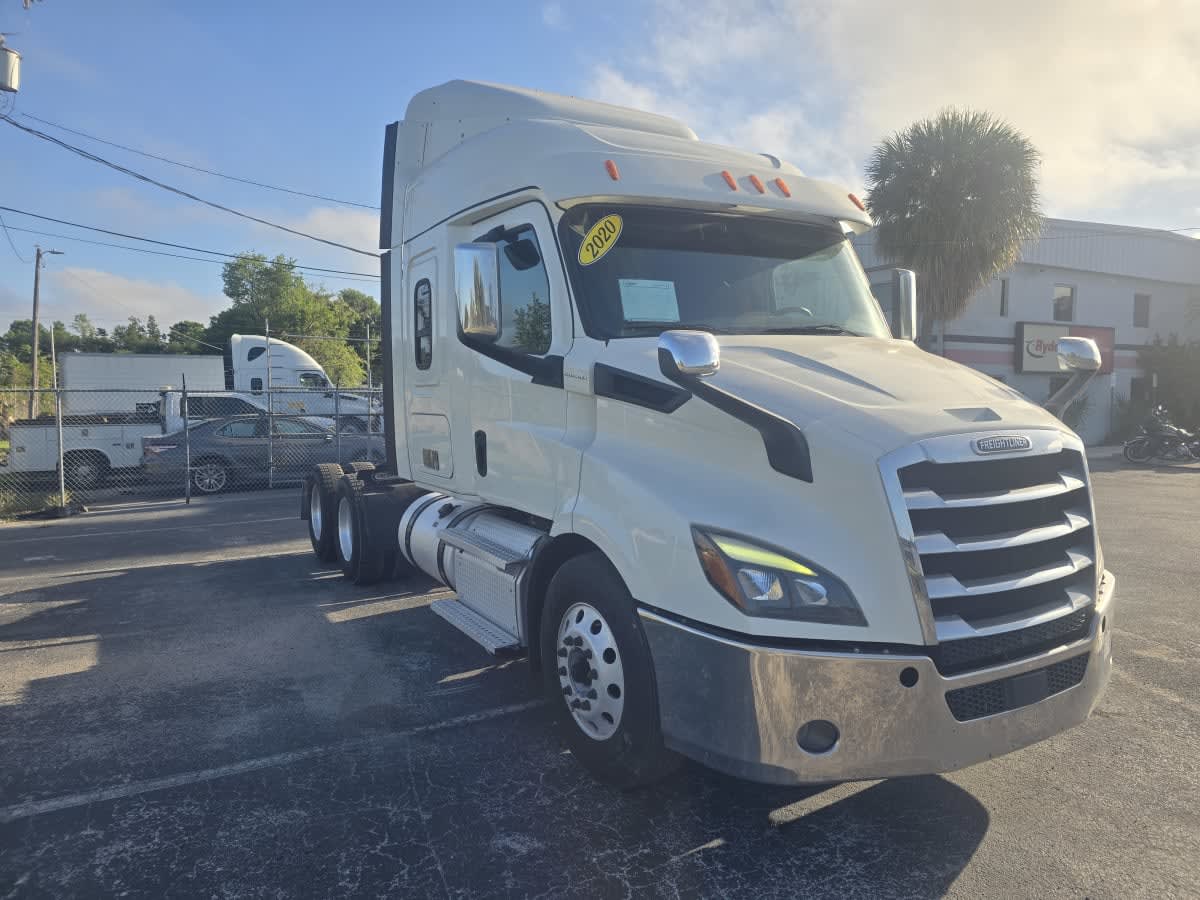 2020 Freightliner Cascadia in Tampa, FL