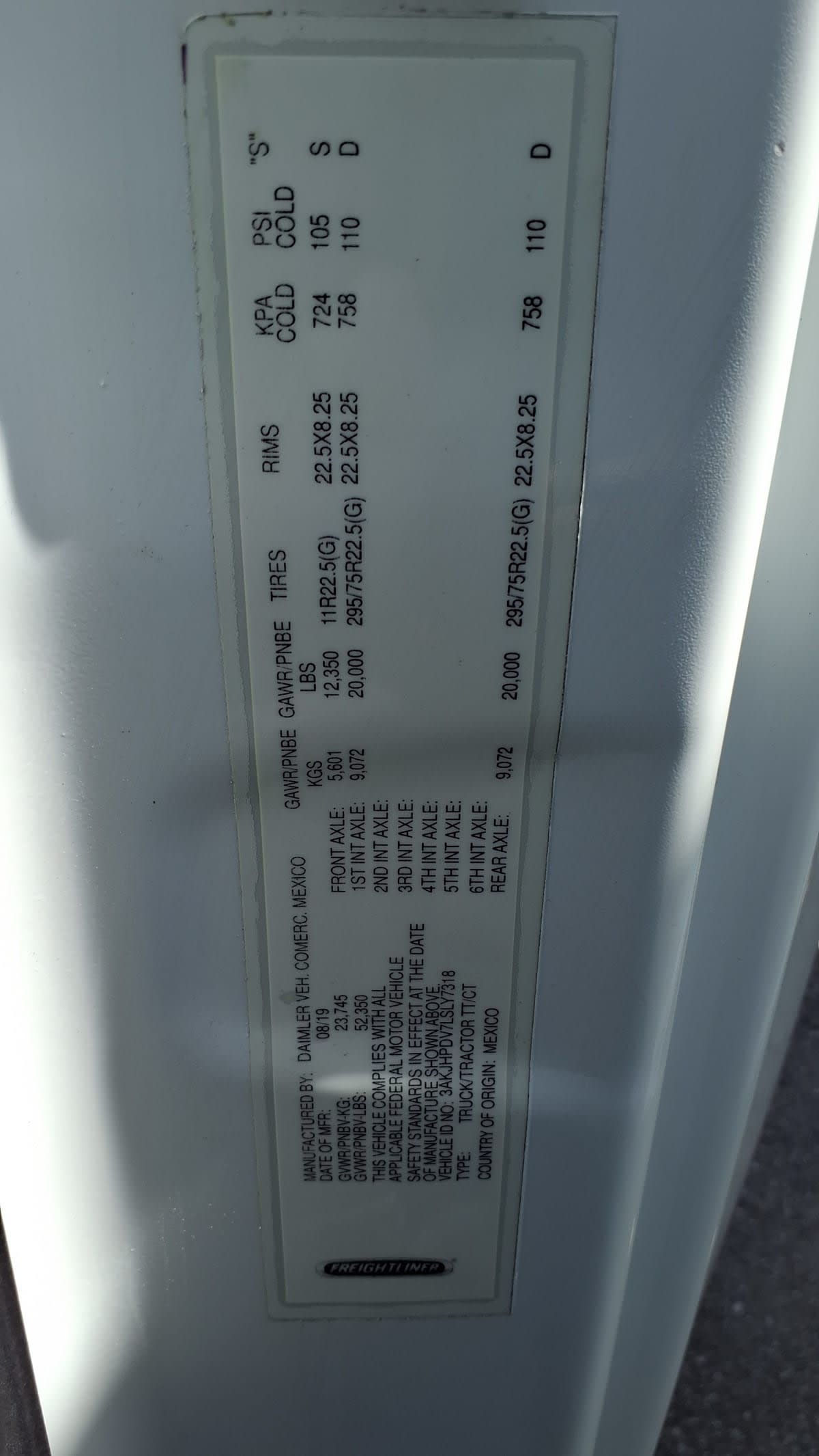 2020 Freightliner/Mercedes NEW CASCADIA 116 275466