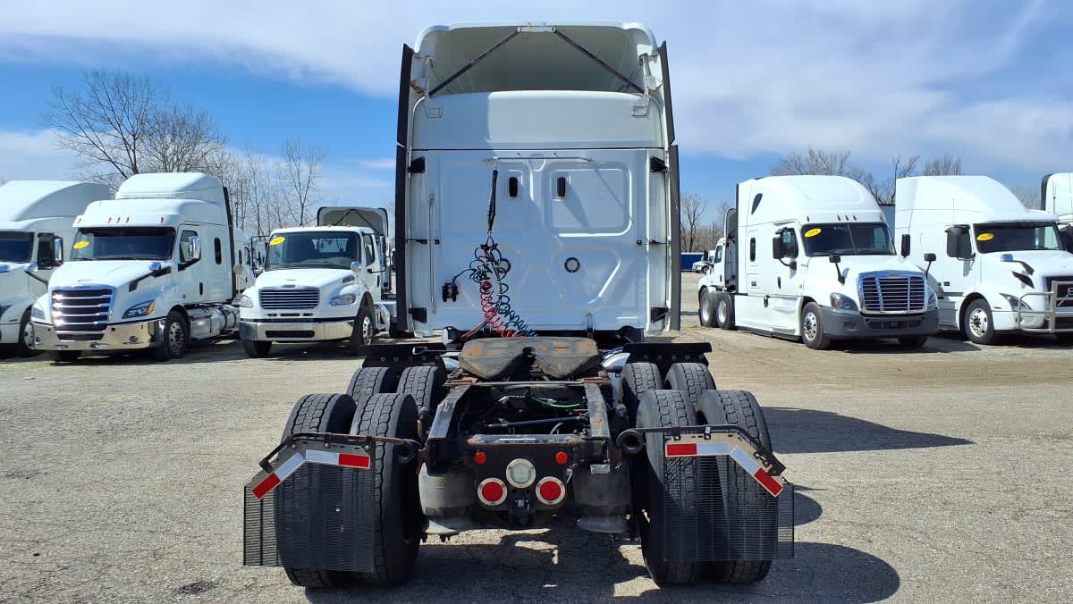 2020 Freightliner/Mercedes NEW CASCADIA 116 275466