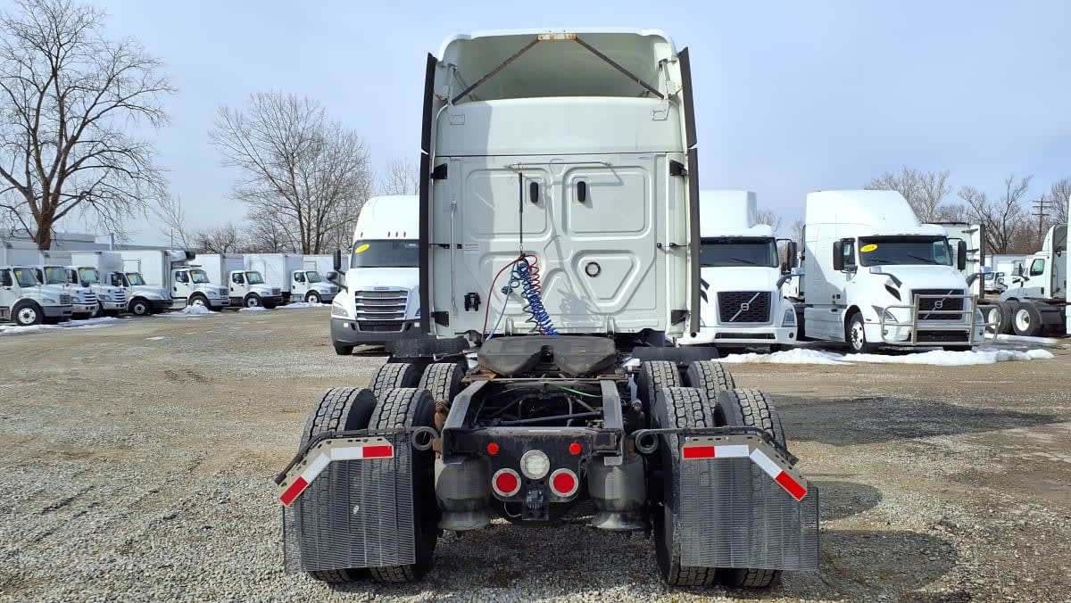 2020 Freightliner/Mercedes NEW CASCADIA 116 275469