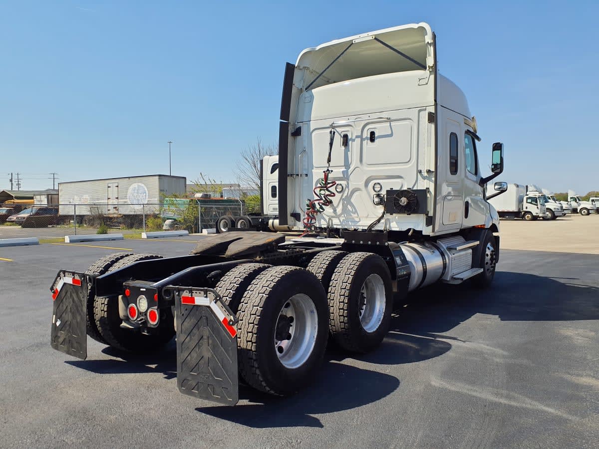 2020 Freightliner/Mercedes NEW CASCADIA 116 275656