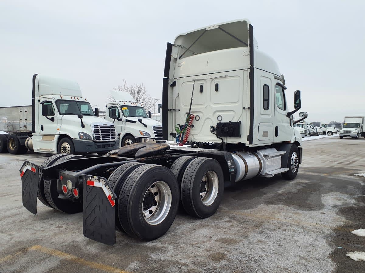 2020 Freightliner/Mercedes NEW CASCADIA 116 275657