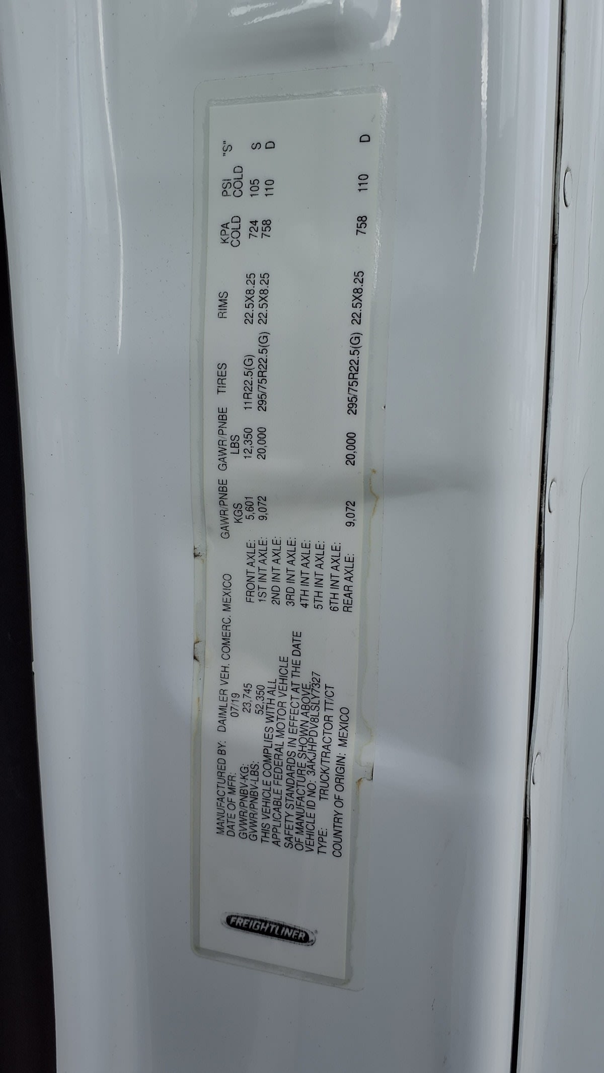 2020 Freightliner/Mercedes NEW CASCADIA 116 275660