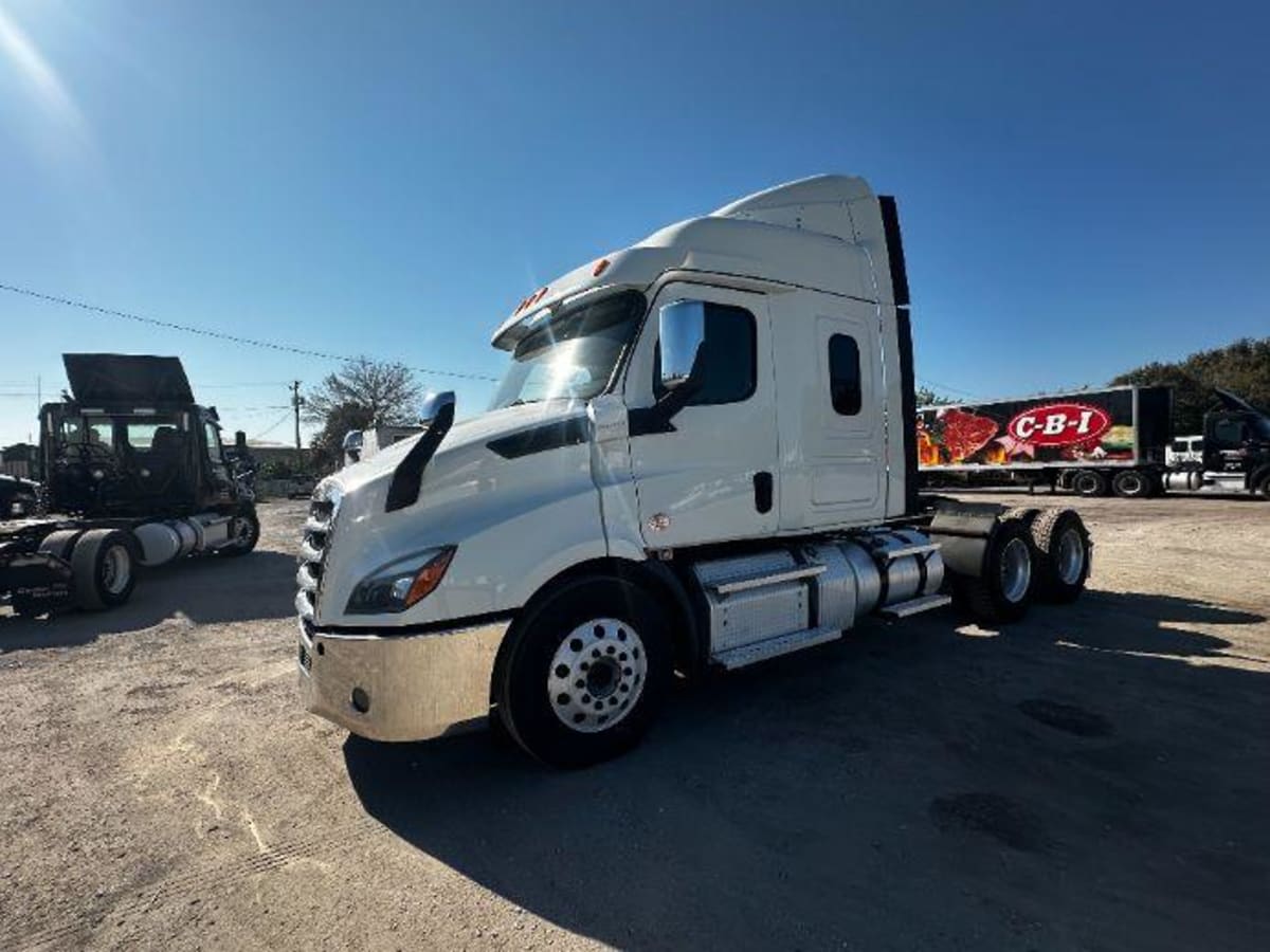 2020 FREIGHTLINER/MERCEDES NEW CASCADIA 116 275662 2020 FREIGHTLINER/MERCEDES NEW CASCADIA 116 275662