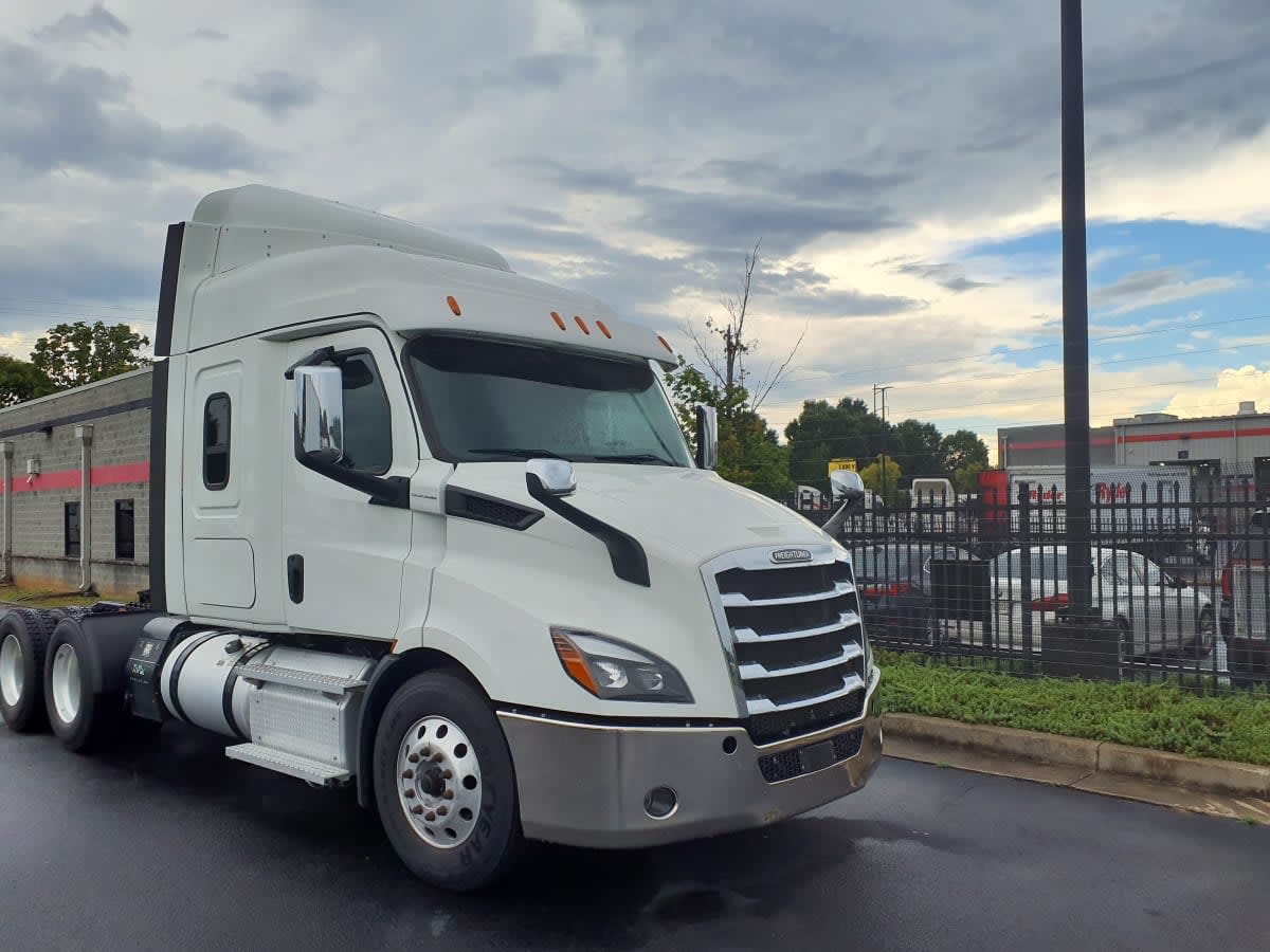 2020 FREIGHTLINER/MERCEDES NEW CASCADIA 116 275664
