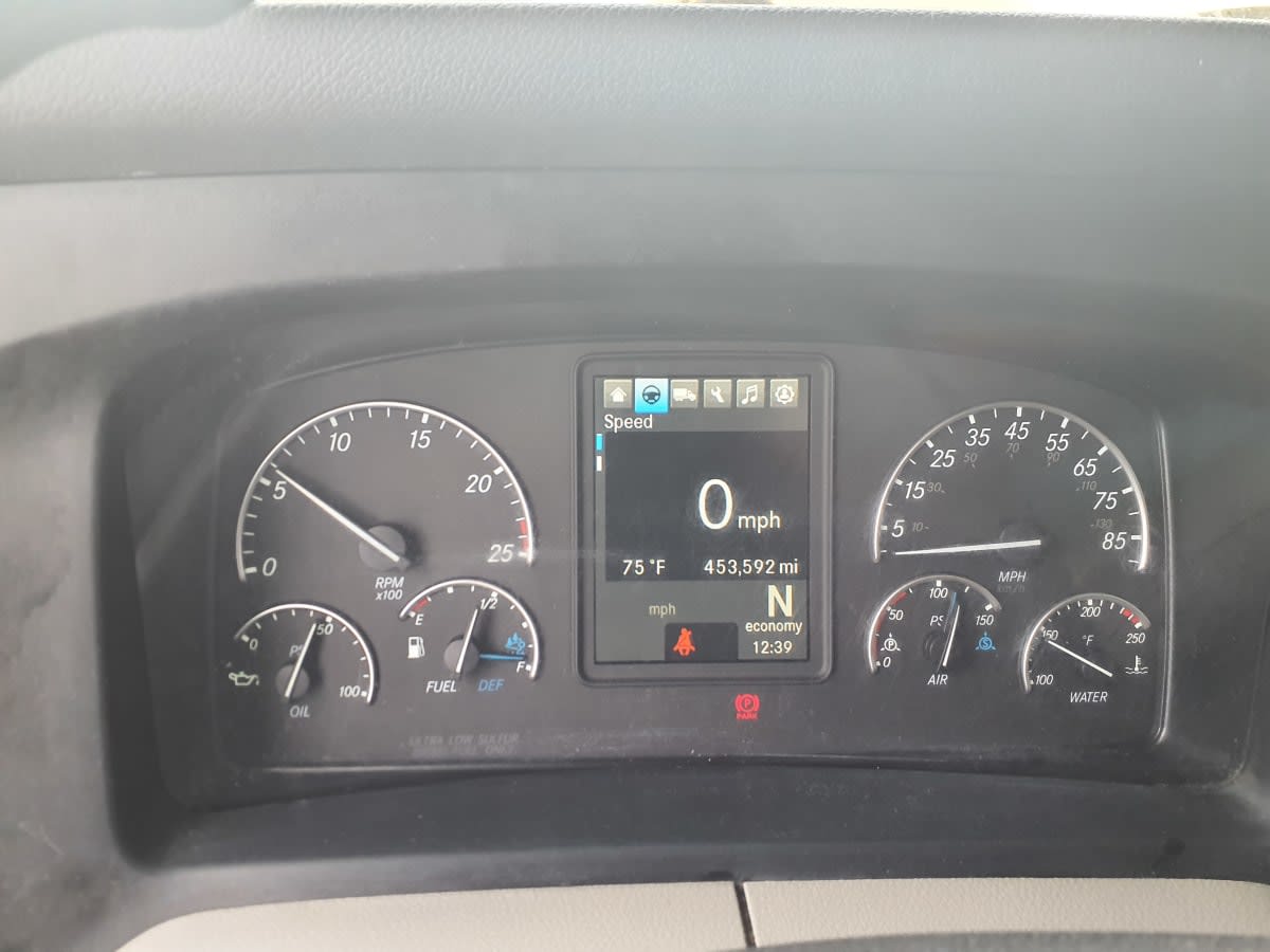 2020 Freightliner/Mercedes NEW CASCADIA 116 275675