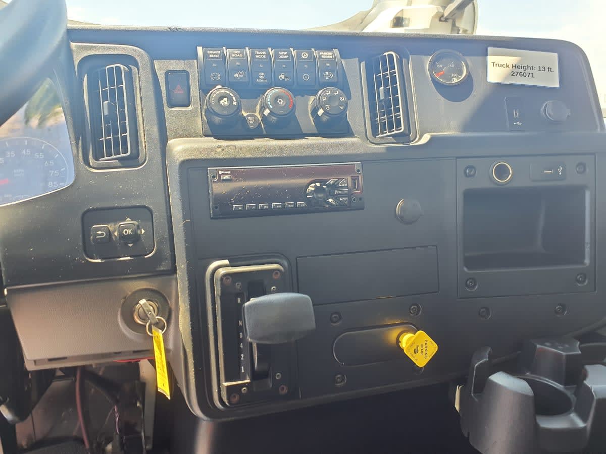 2020 Navistar International MV607 (4X2) 276071
