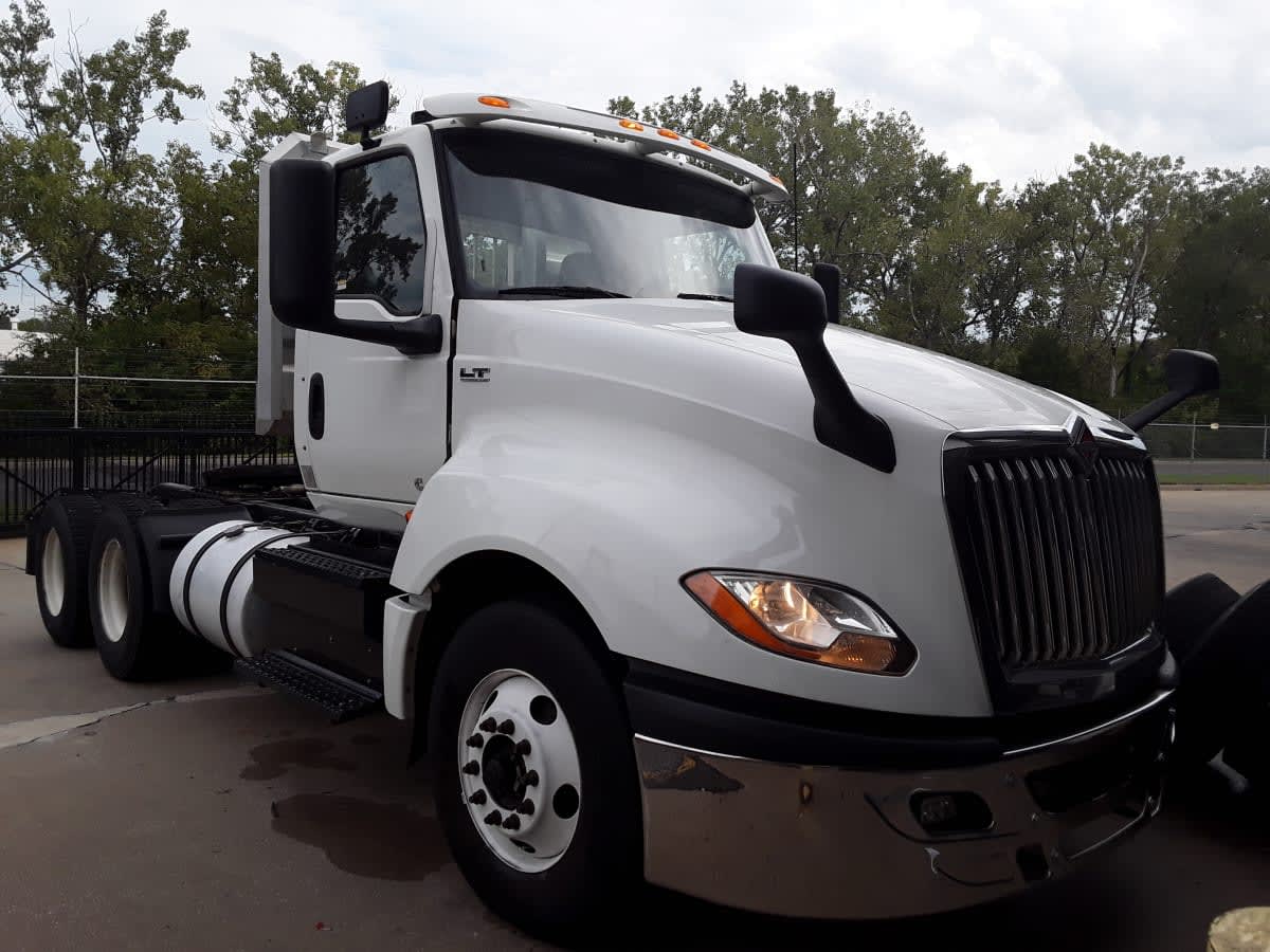2020 Navistar International LT625 DAYCAB T/A 276782