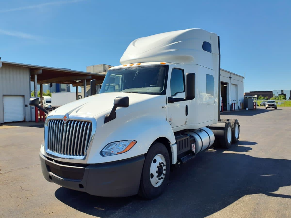 2020 Navistar International LT625 SLPR CAB 276960