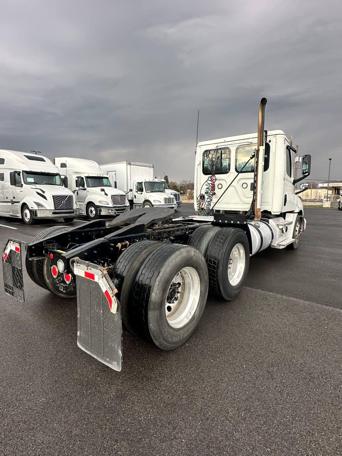 2020 Freightliner/Mercedes NEW CASCADIA PX12664 277015