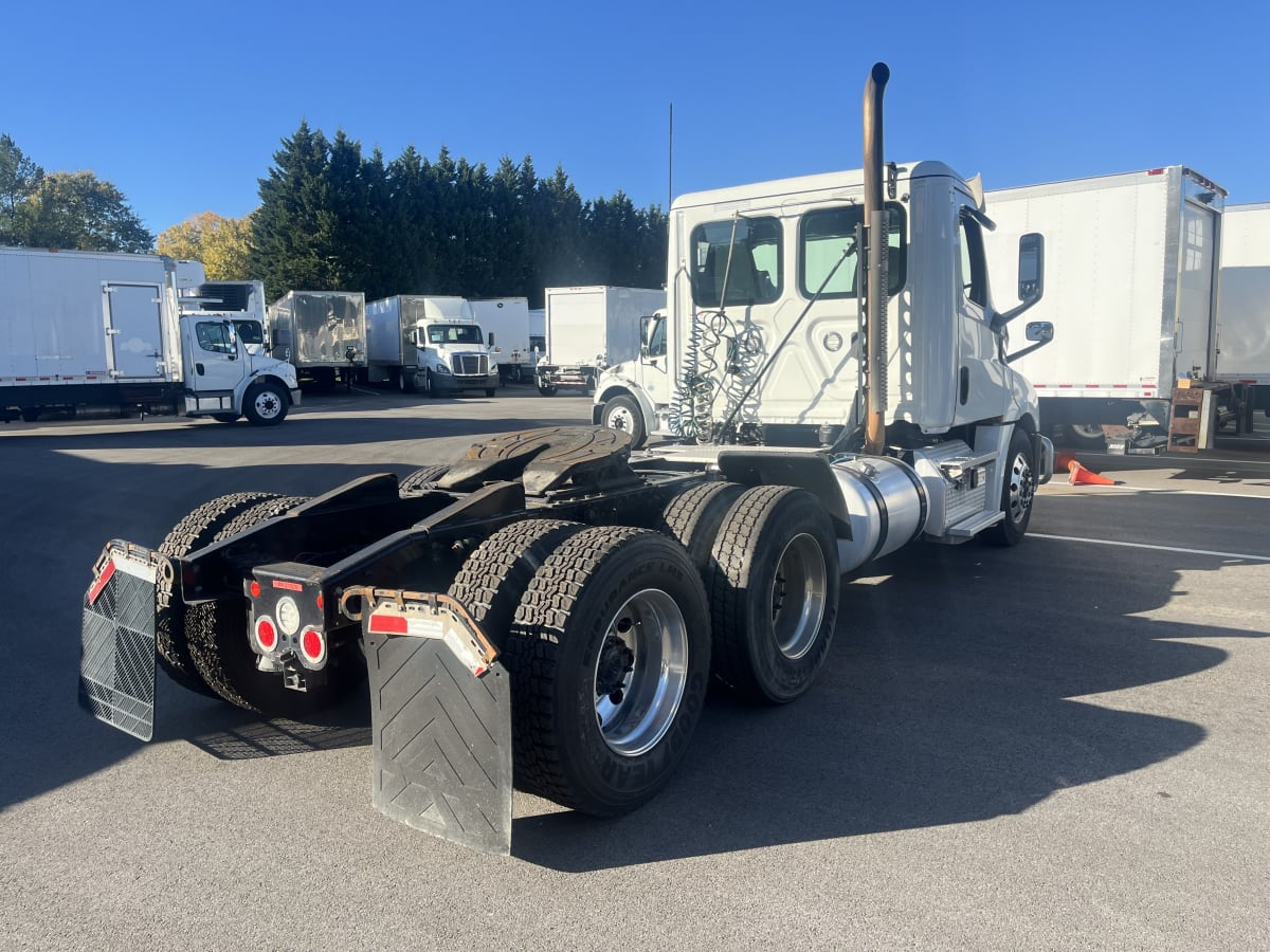 2020 Freightliner/Mercedes NEW CASCADIA PX12664 277026