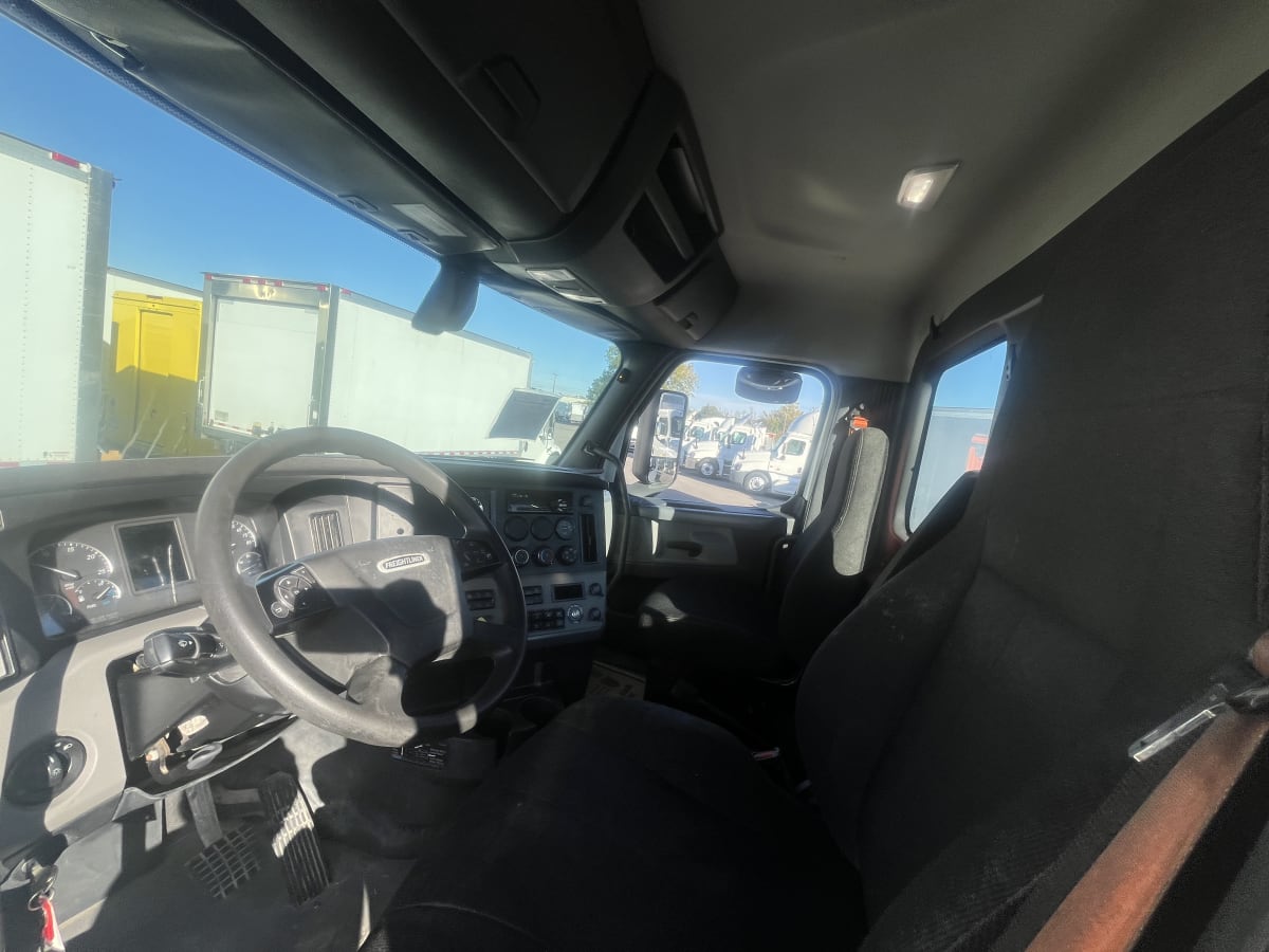 2020 Freightliner/Mercedes NEW CASCADIA PX12664 277026