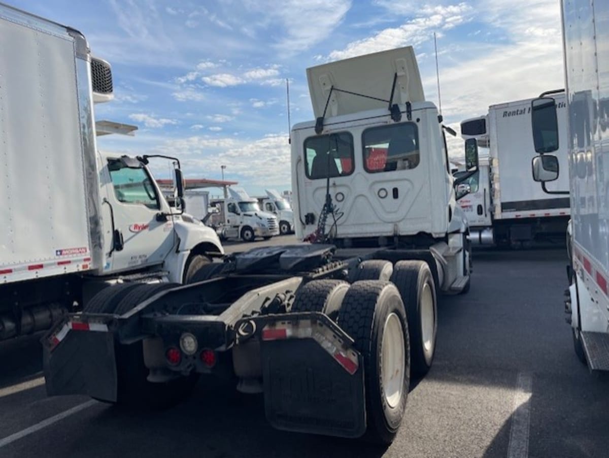 2019 Freightliner/Mercedes NEW CASCADIA PX12664 277030