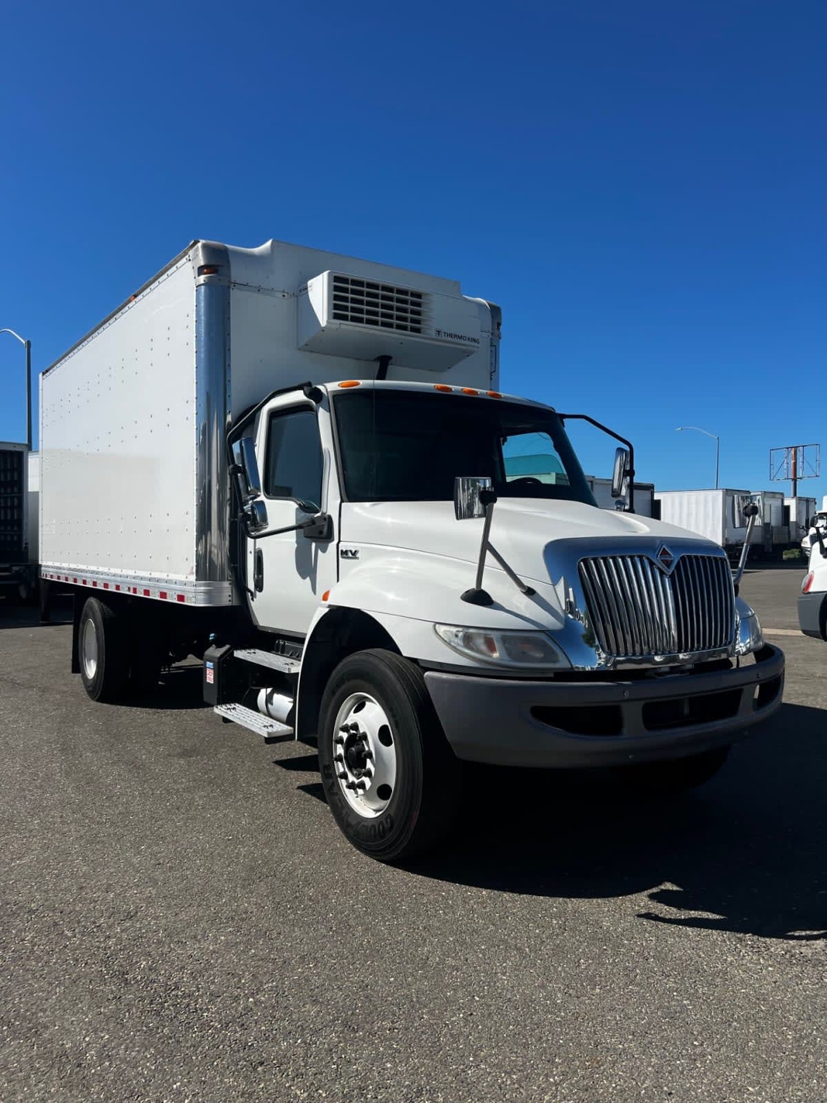 2020 Navistar International MV607 (4X2) 277249
