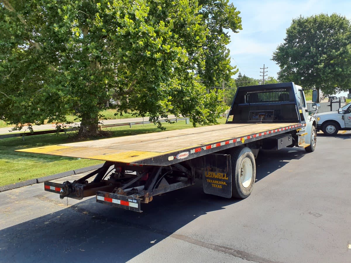 2020 Freightliner/Mercedes M2 106 277382