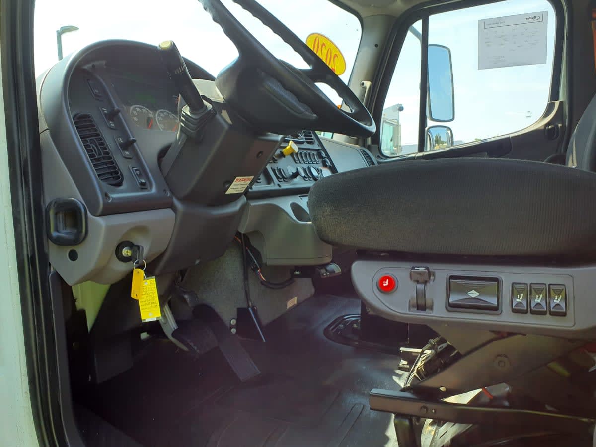 2020 Freightliner/Mercedes M2 106 277382