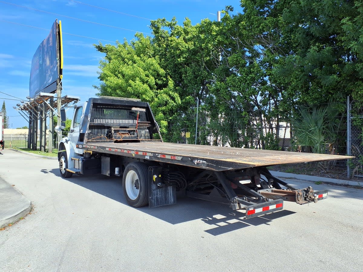 2020 Freightliner M2 106 in Davie, FL — photo 6