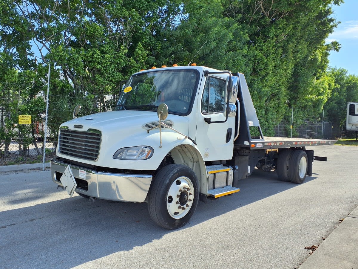 2020 Freightliner M2 106 in Davie, FL