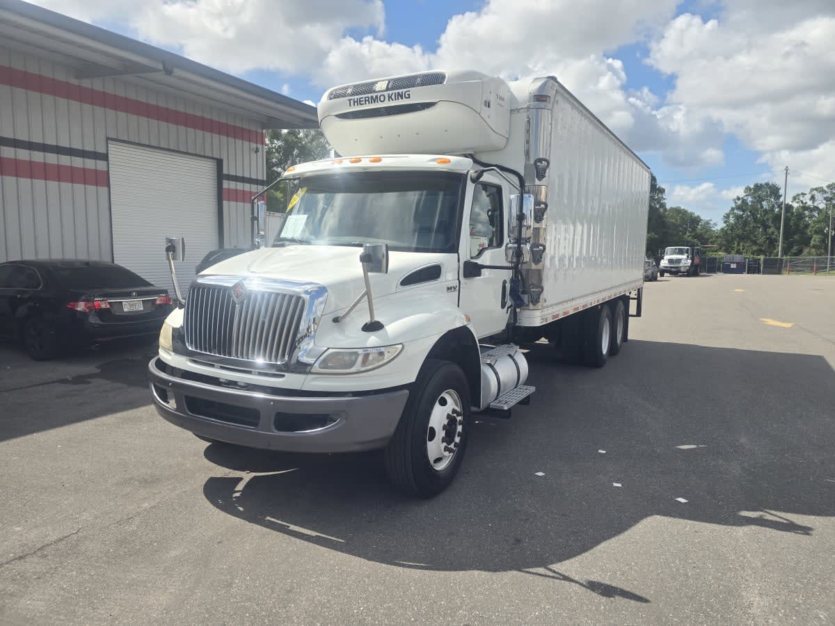 2020 International MV in Tampa, FL — photo 3