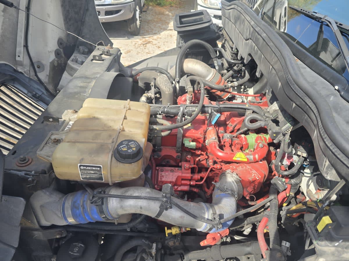 2020 Navistar International MV607 (6X4) 277440