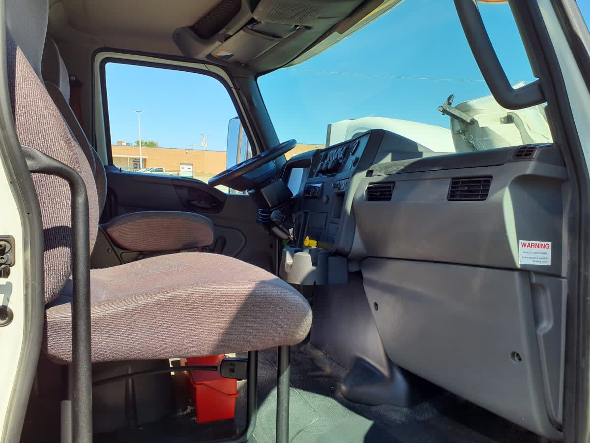 2020 Navistar International MV607 (4X2) 277575