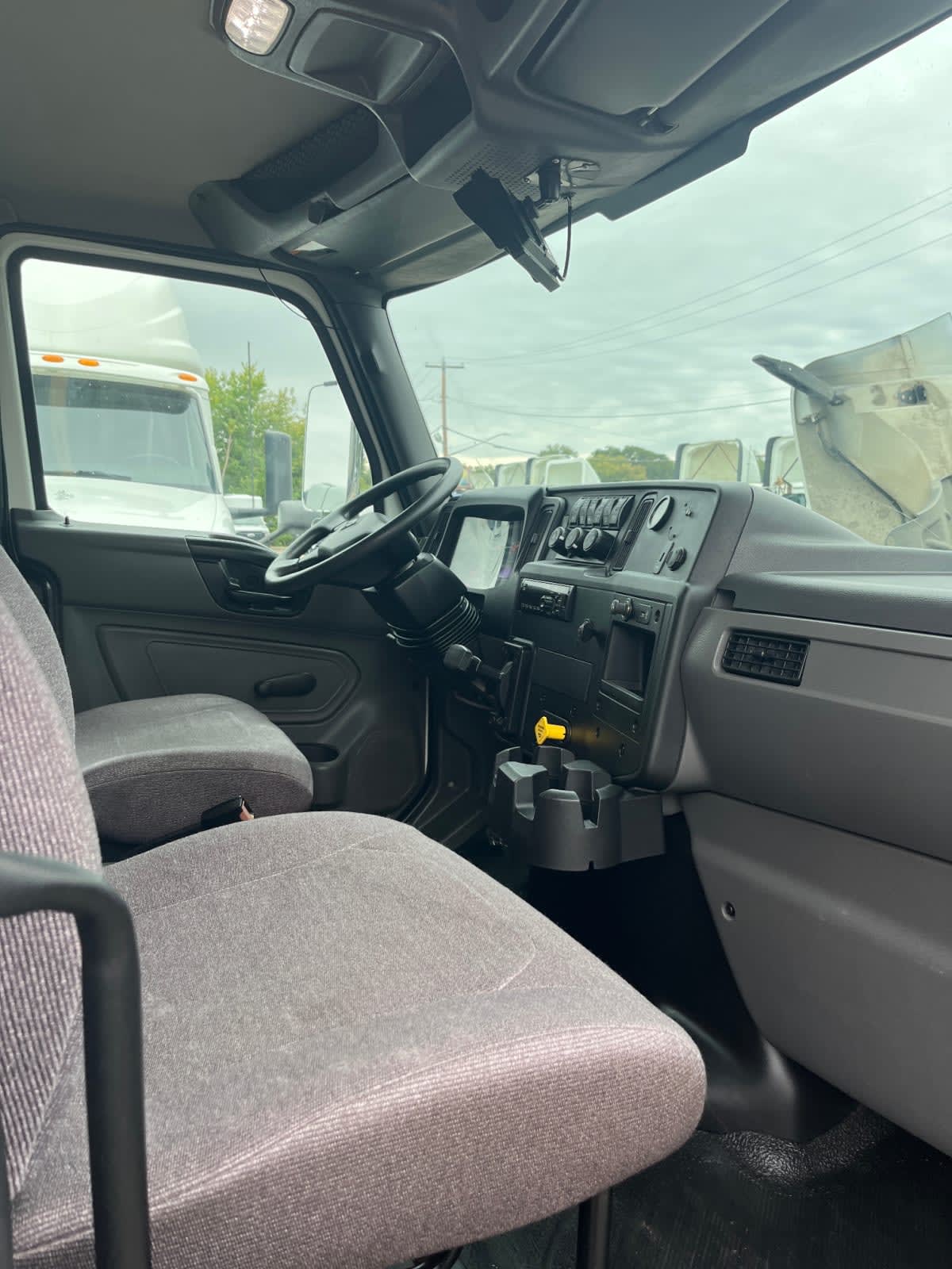 2020 Navistar International MV607 (4X2) 277589