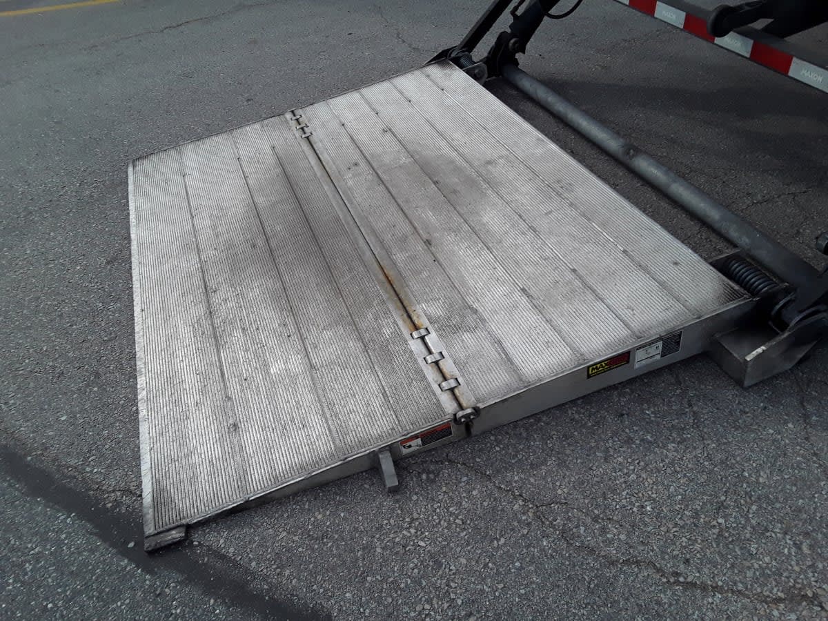 2020 Freightliner/Mercedes M2 106 277630