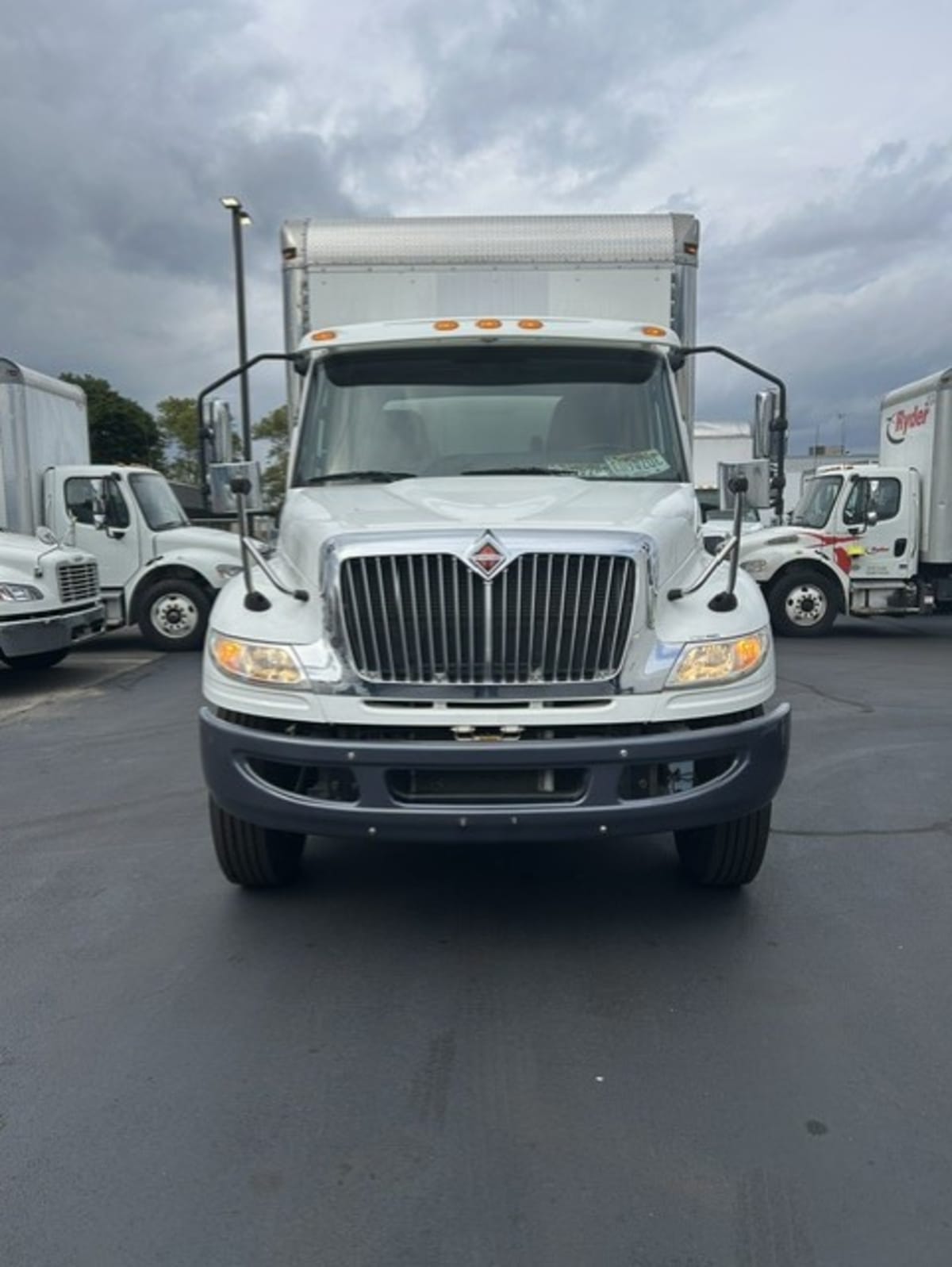 2020 International MV in Farmingdale, NY — photo 2