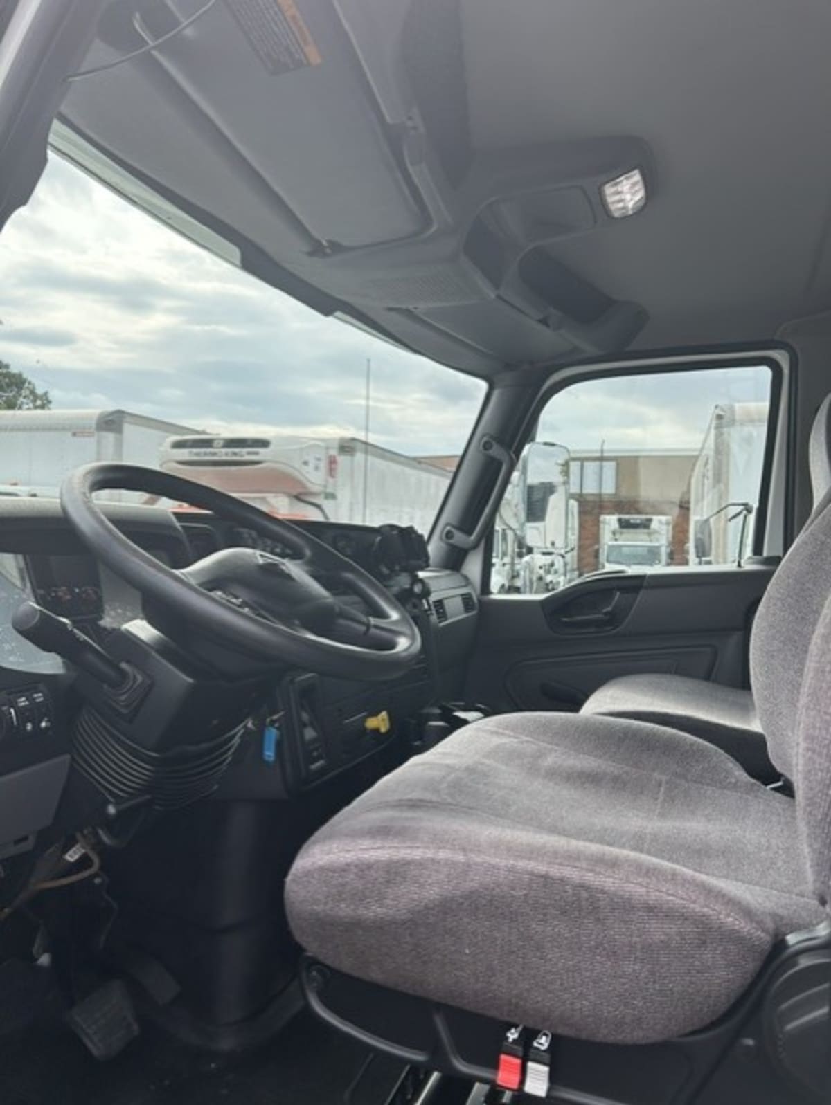 2020 International MV in Farmingdale, NY — photo 7