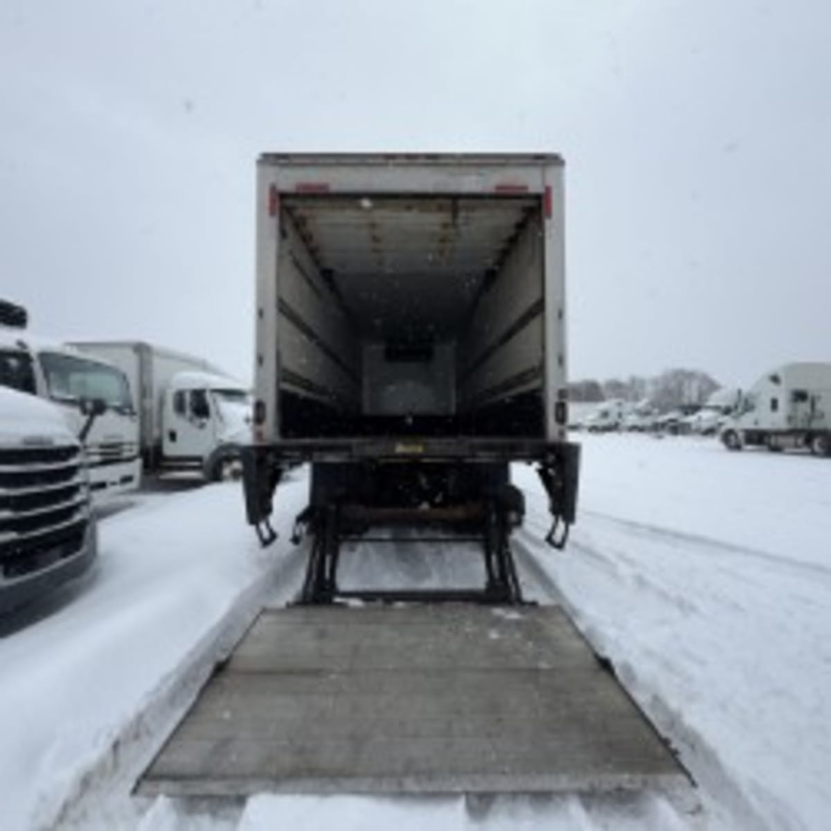 2020 Freightliner/Mercedes M2 106 277672