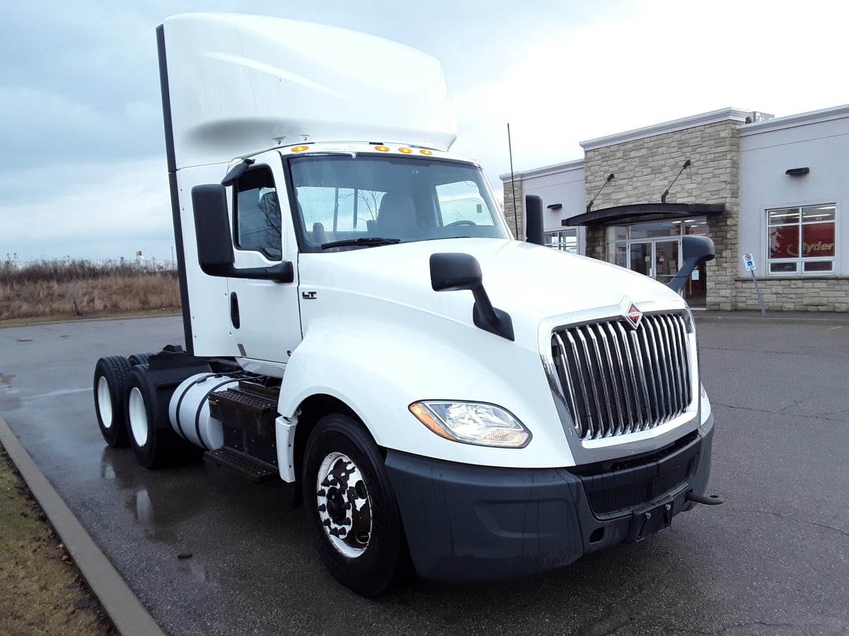 2020 Navistar International LT625 DAYCAB T/A 277979