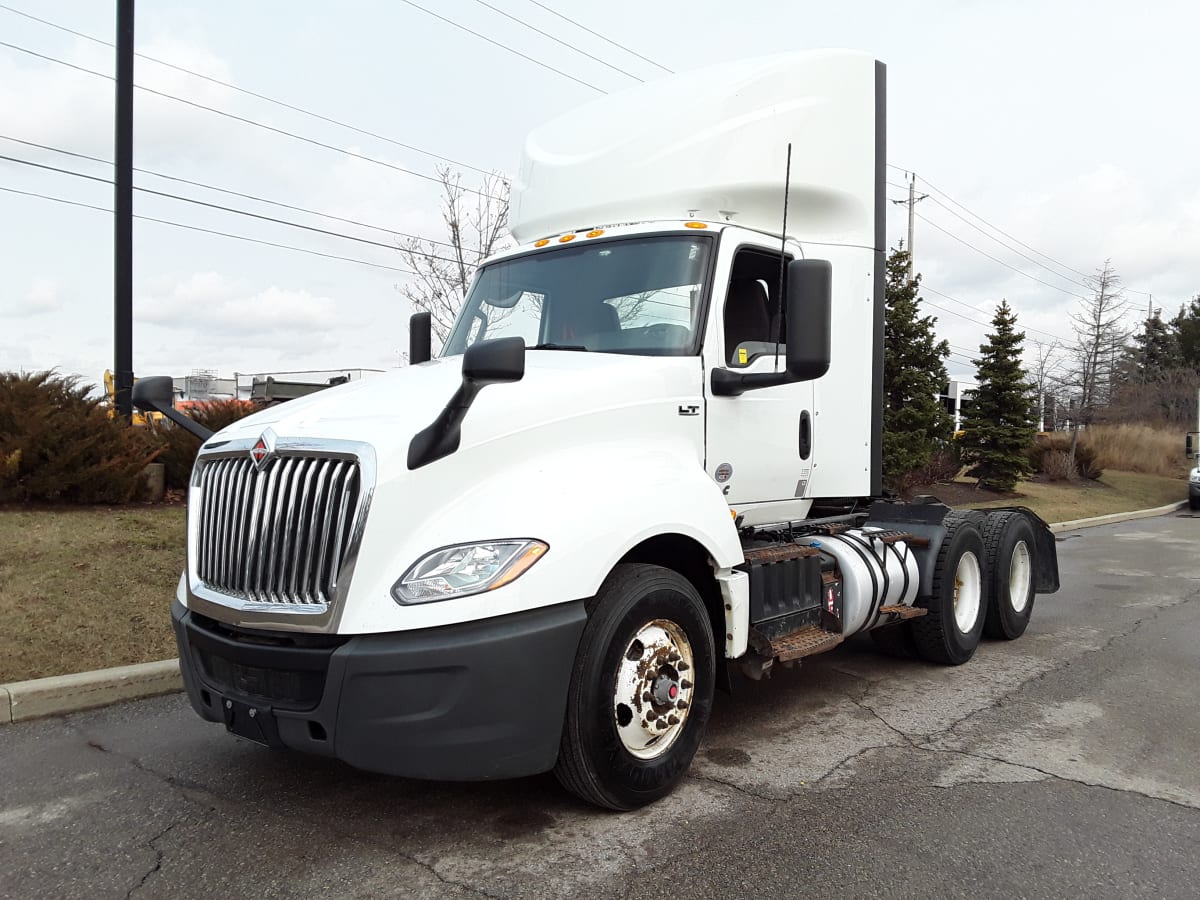 2020 Navistar International LT625 DAYCAB T/A 277980