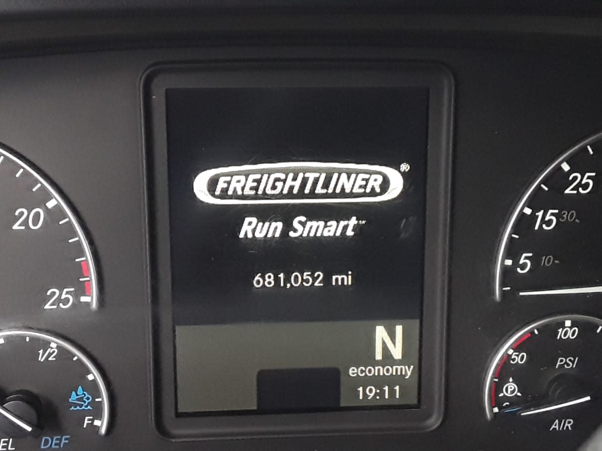 2020 Freightliner - image 10